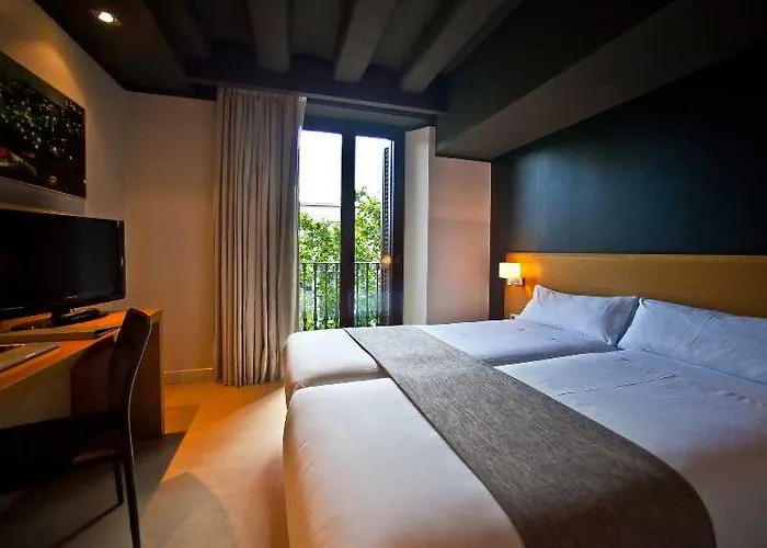 Hotel Arc La Rambla 3*