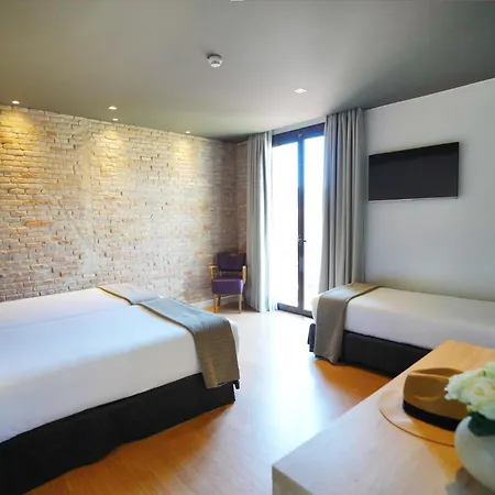 Arc La Rambla 3* Barcelone