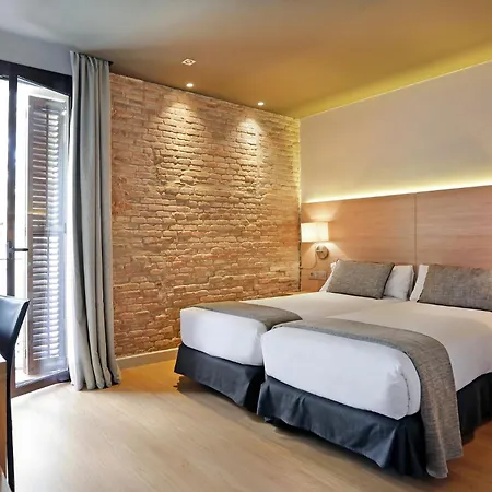 Arc La Rambla Barcelona