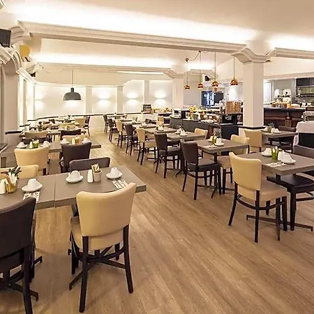 Отель Arc La Rambla 3*