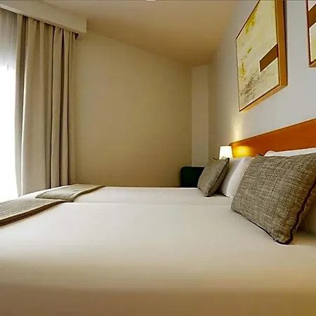 Arc La Rambla Отель 3*