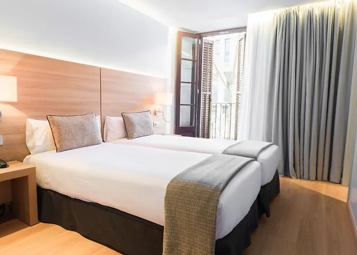 Arc La Rambla Hotel 3*