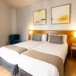 Arc La Rambla Отель Барселона