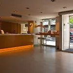 Arc La Rambla Отель Барселона