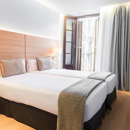 アルク ラ ランブラ ホテル 3*