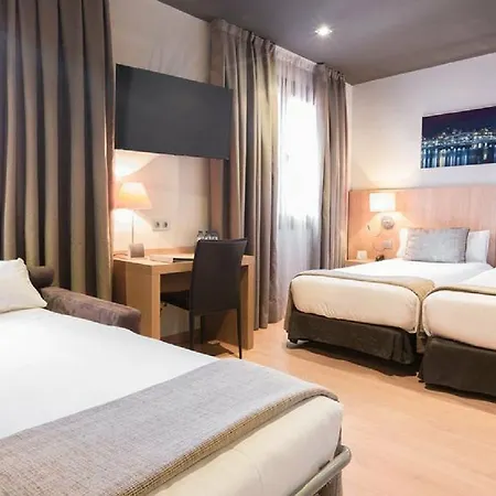 アルク ラ ランブラ 3*